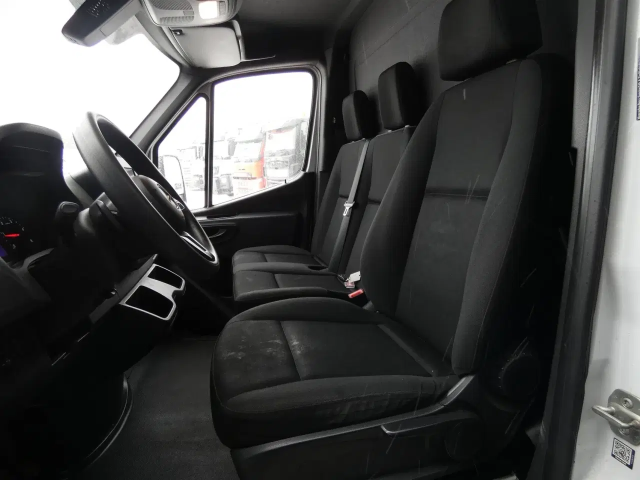 Billede 8 - Mercedes-Benz Sprinter 314 2,1 CDI A1 Alu kasse med lift 143HK Ladv./Chas. Aut.