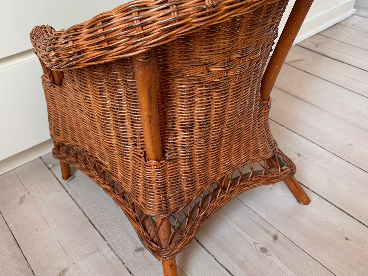 Billede 3 - Kurvestol til børn 