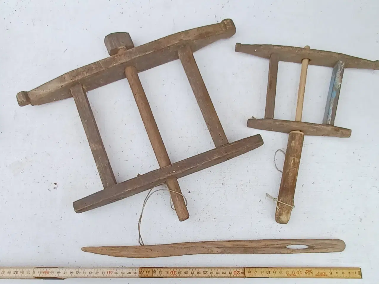 Billede 1 - Antikke småredskaber fra bl.al. tækningsarbejde.