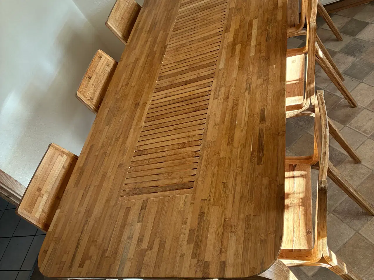 Billede 1 - Spisebord