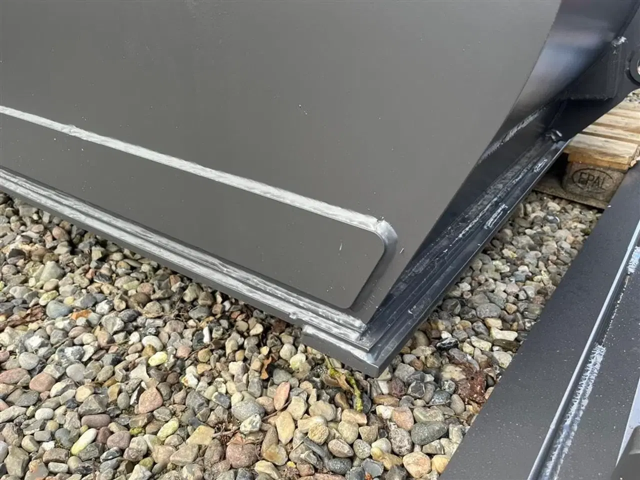 Billede 18 - JST Skovl med volvoskifte 300 bred og tager 3.4m3. Den er opbygget efter alle kunstens regler