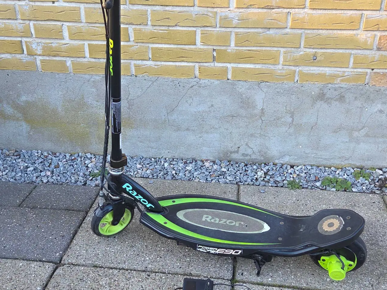 Billede 1 - El løbehjul Razer E90