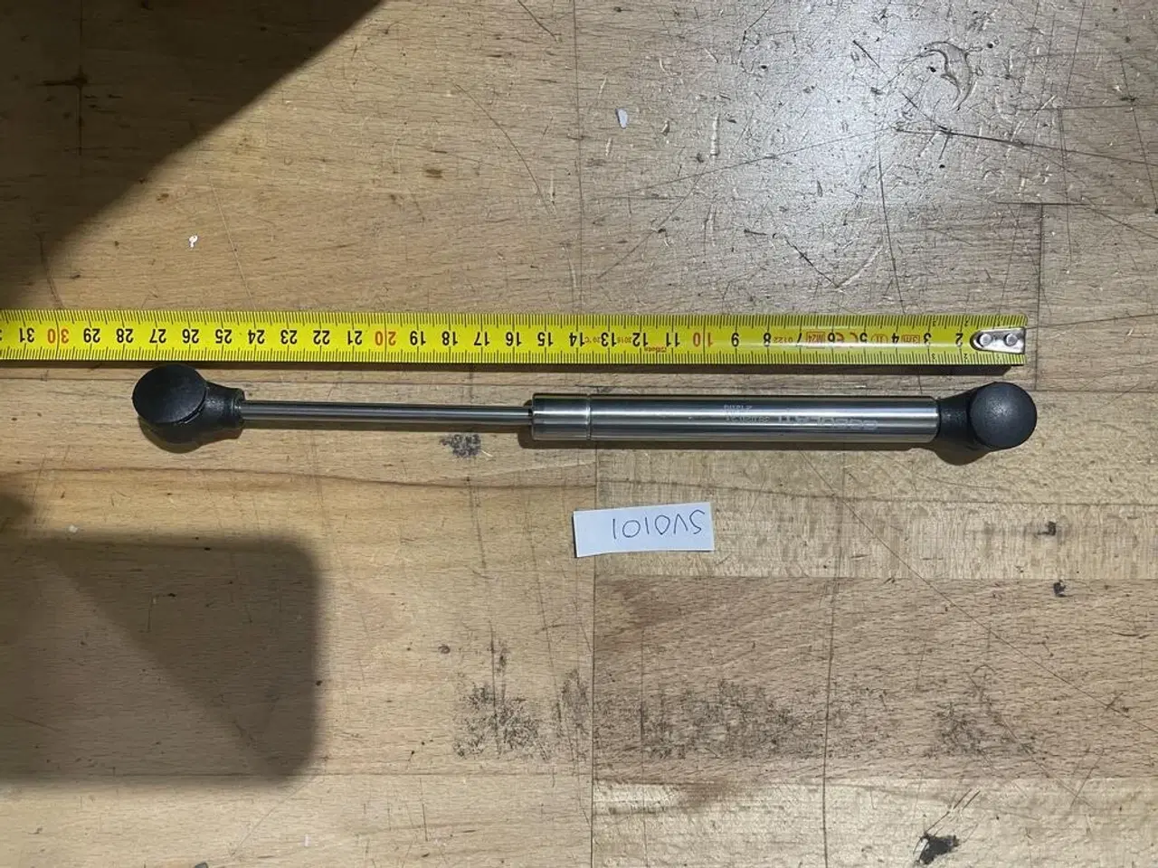 Billede 1 - Gasdæmper fra Osculati (38.020.31) W/ball head AISI 316 254mm 9 kg