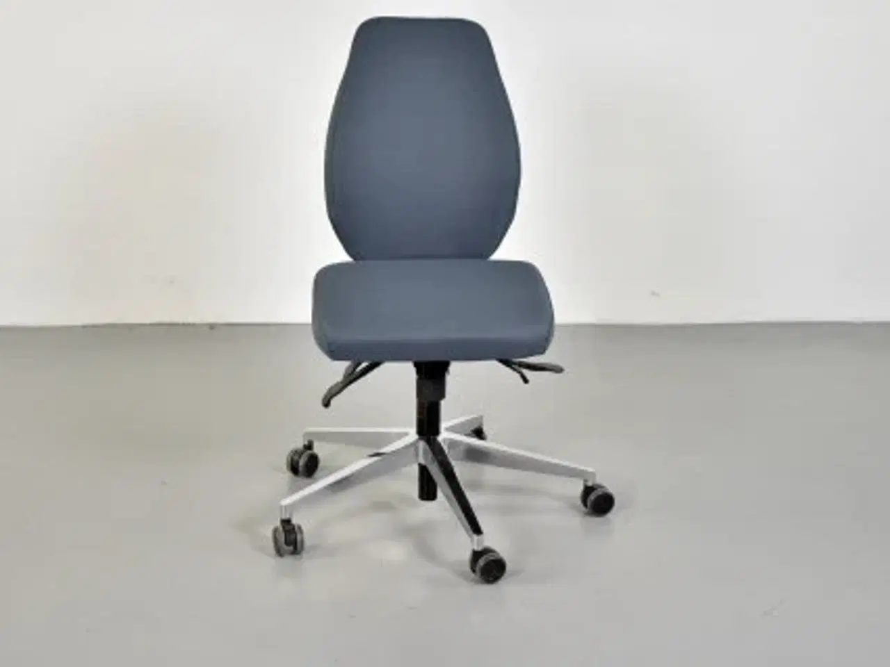 Billede 1 - Scan office kontorstol med blå/grå polster og krom stel, lav