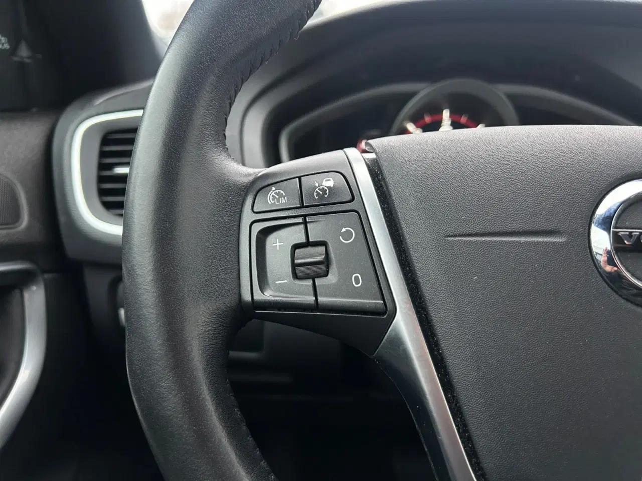 Billede 8 - Volvo V40 2,0 D2 120 Momentum aut.