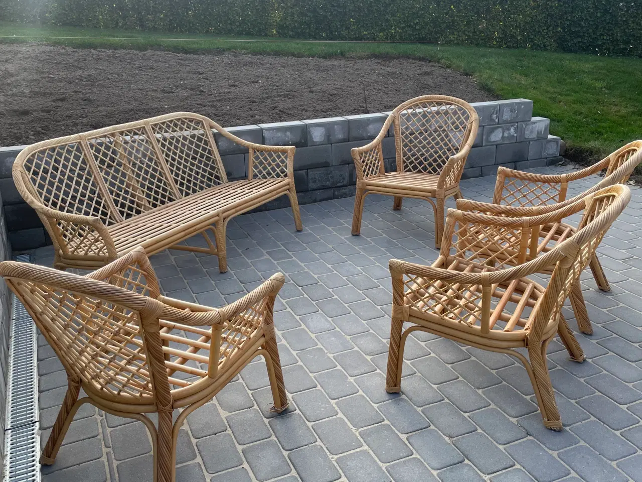 Billede 2 - Kurvemøbel/bambus sæt