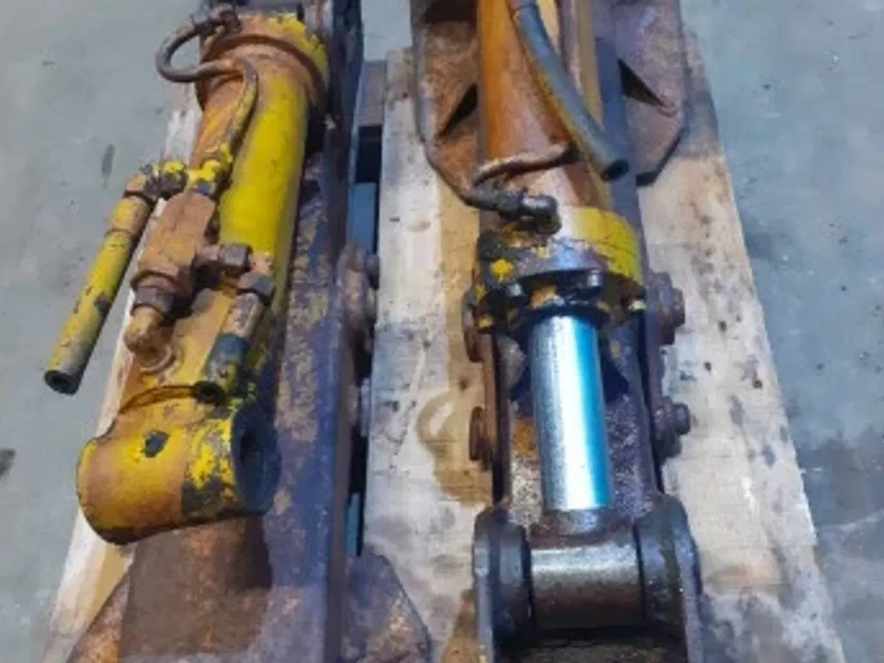 Billede 6 - Hydrema 805 støtteben