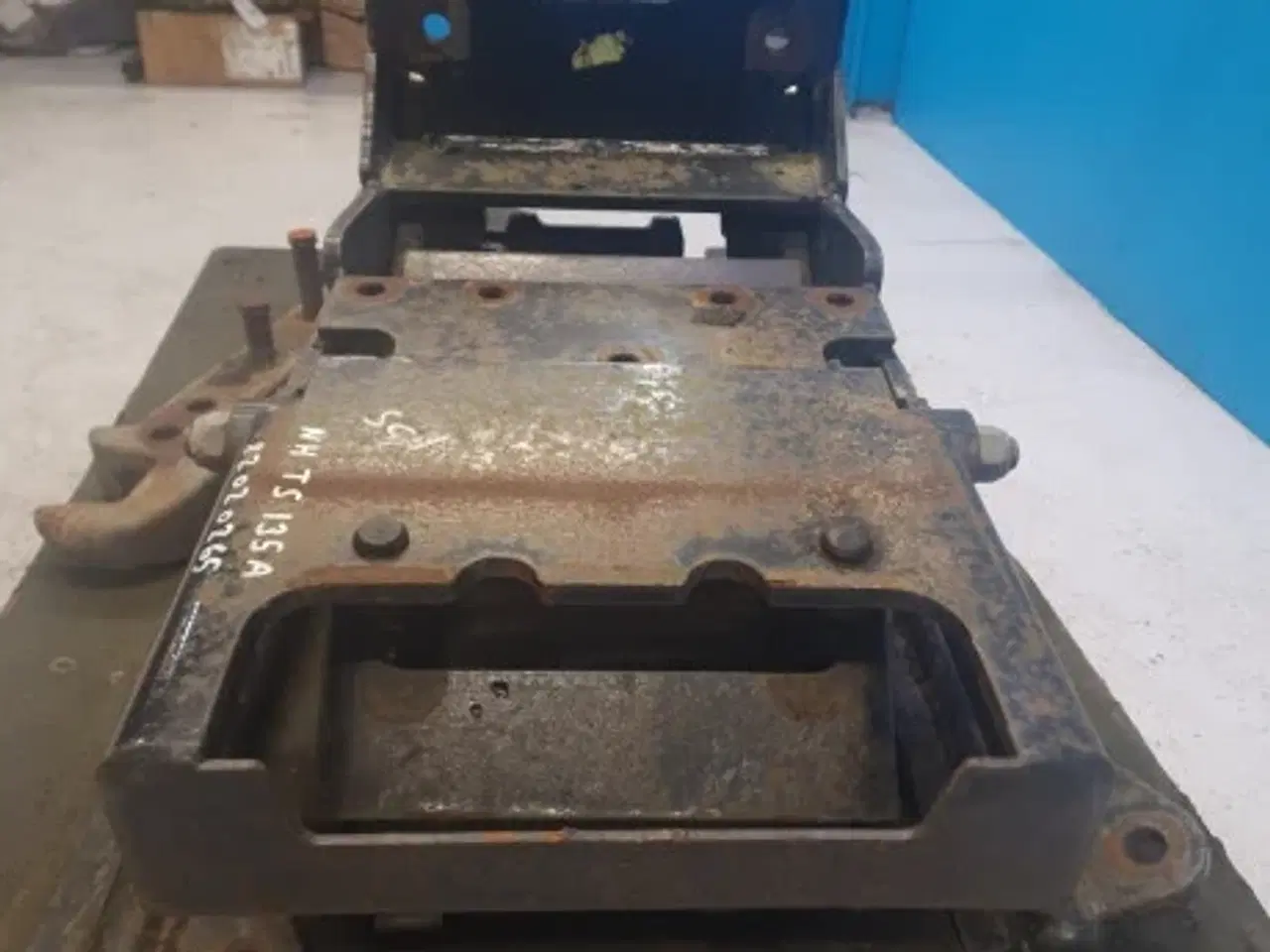 Billede 8 - New Holland TS135A Hitch 82020265