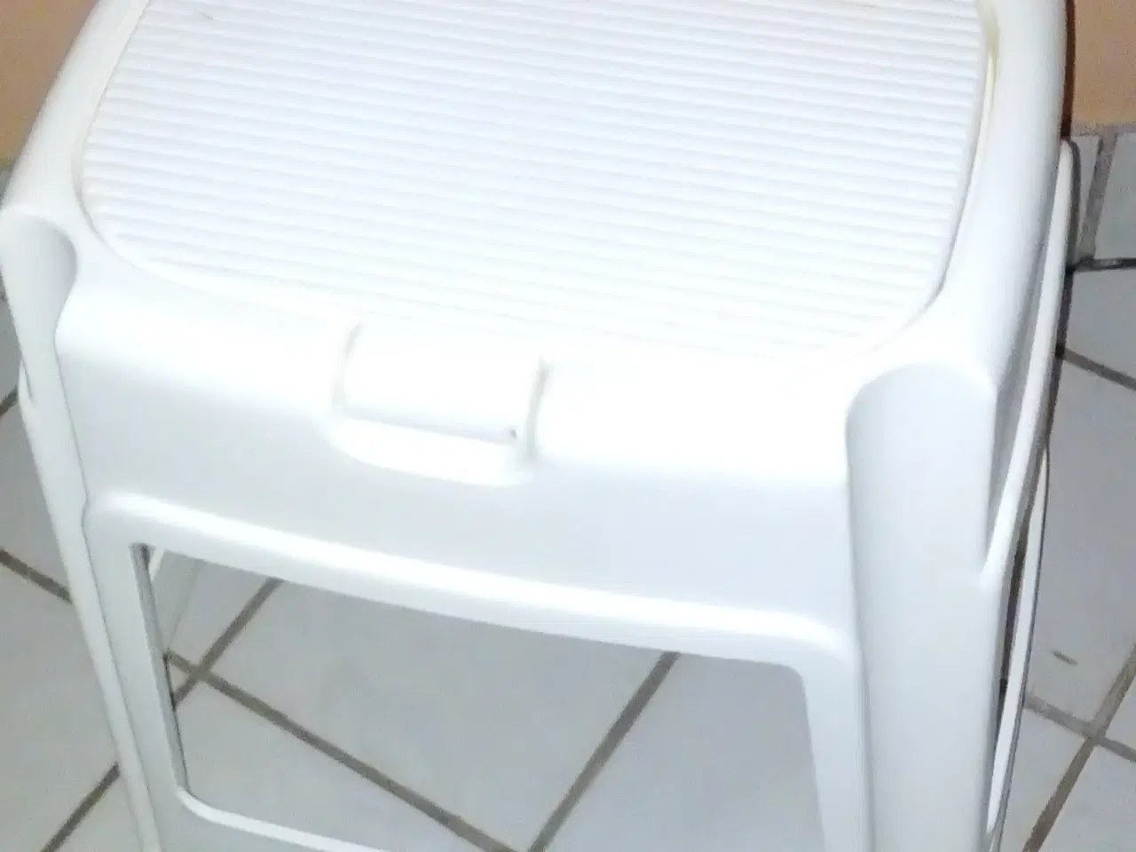 Billede 6 - rollator og stol