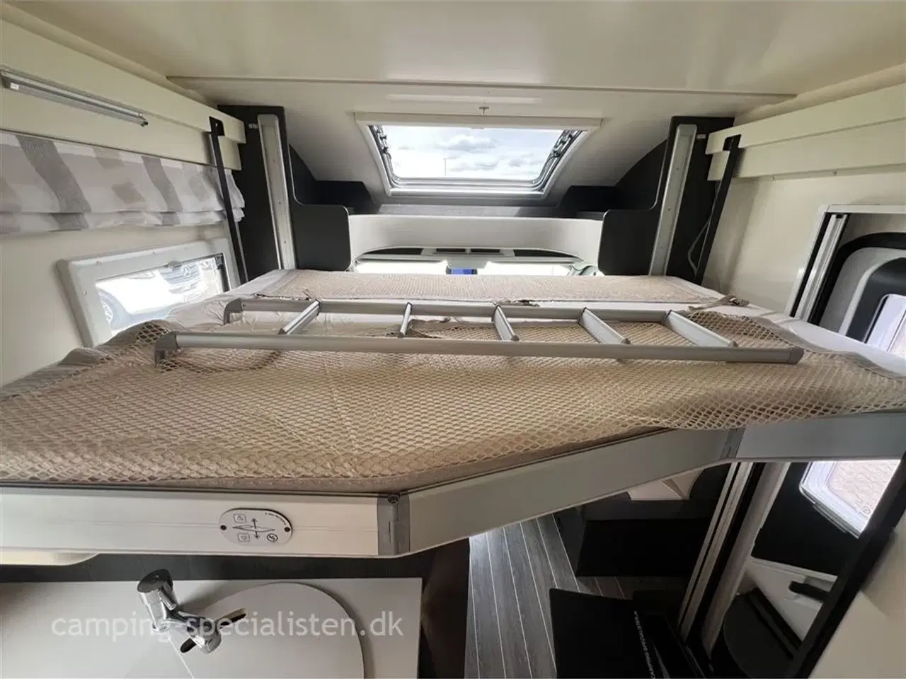 Billede 15 - 2022 - Rollerteam Kronos 284TL   2022 Rollerteam Kronos 284 TL - se den nu hos Camping-Specialisten.dk
