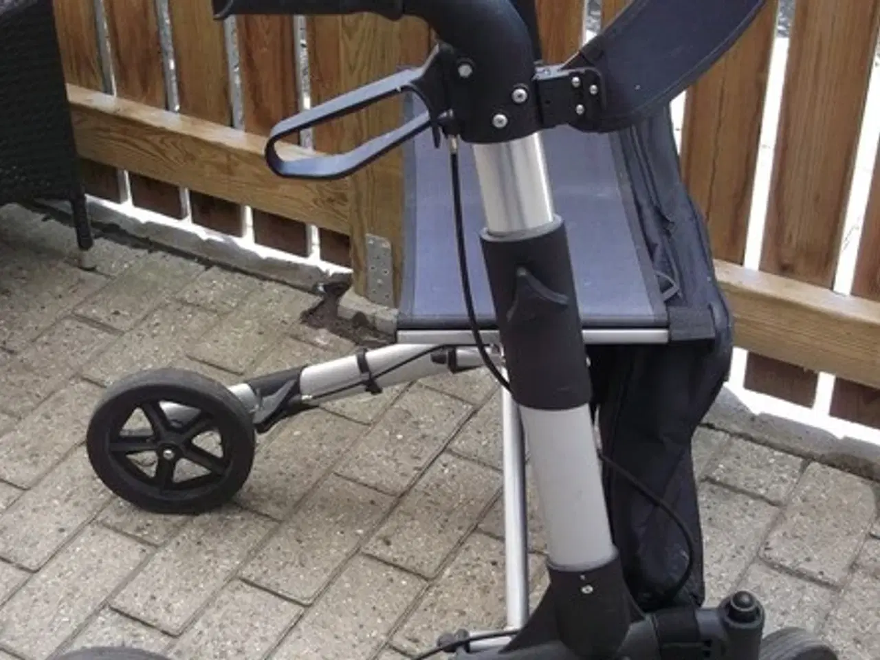 Billede 2 - Letvægts rollator Napoli aluminium