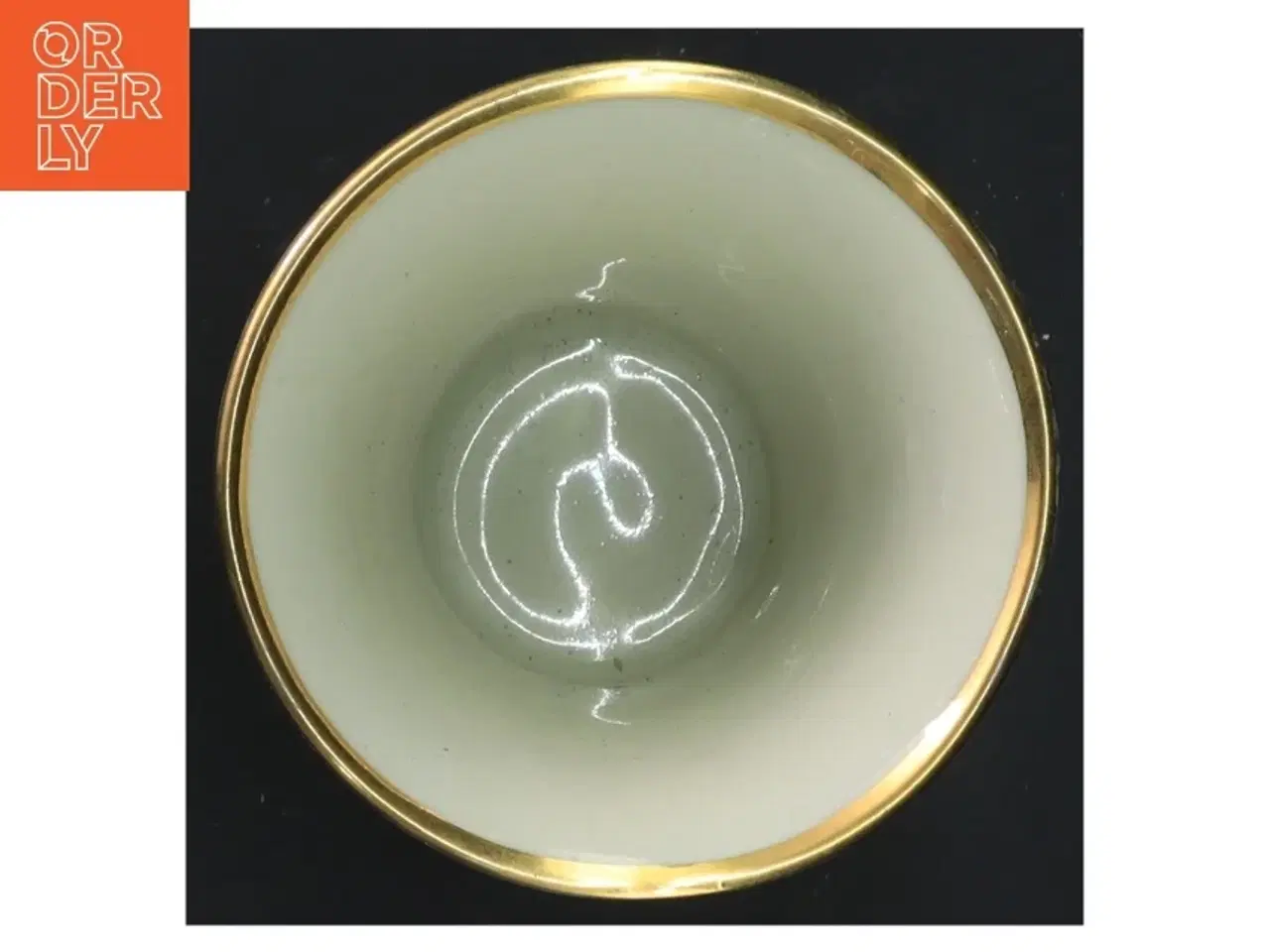 Billede 2 - Dekorativ vase med guldkant fra KPM (str. 10x9 cm)