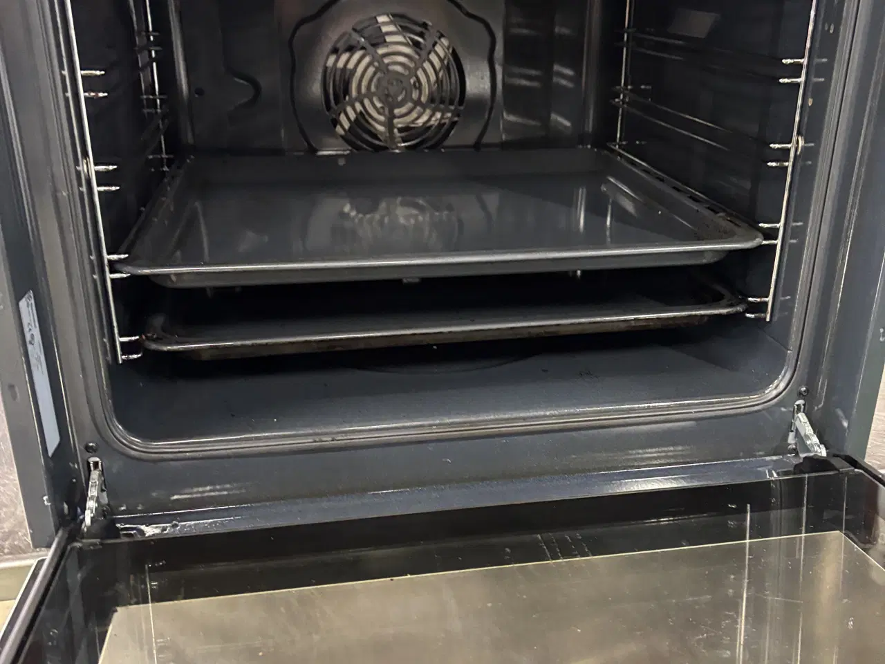 Billede 3 - Indbygningsovn, COB300W