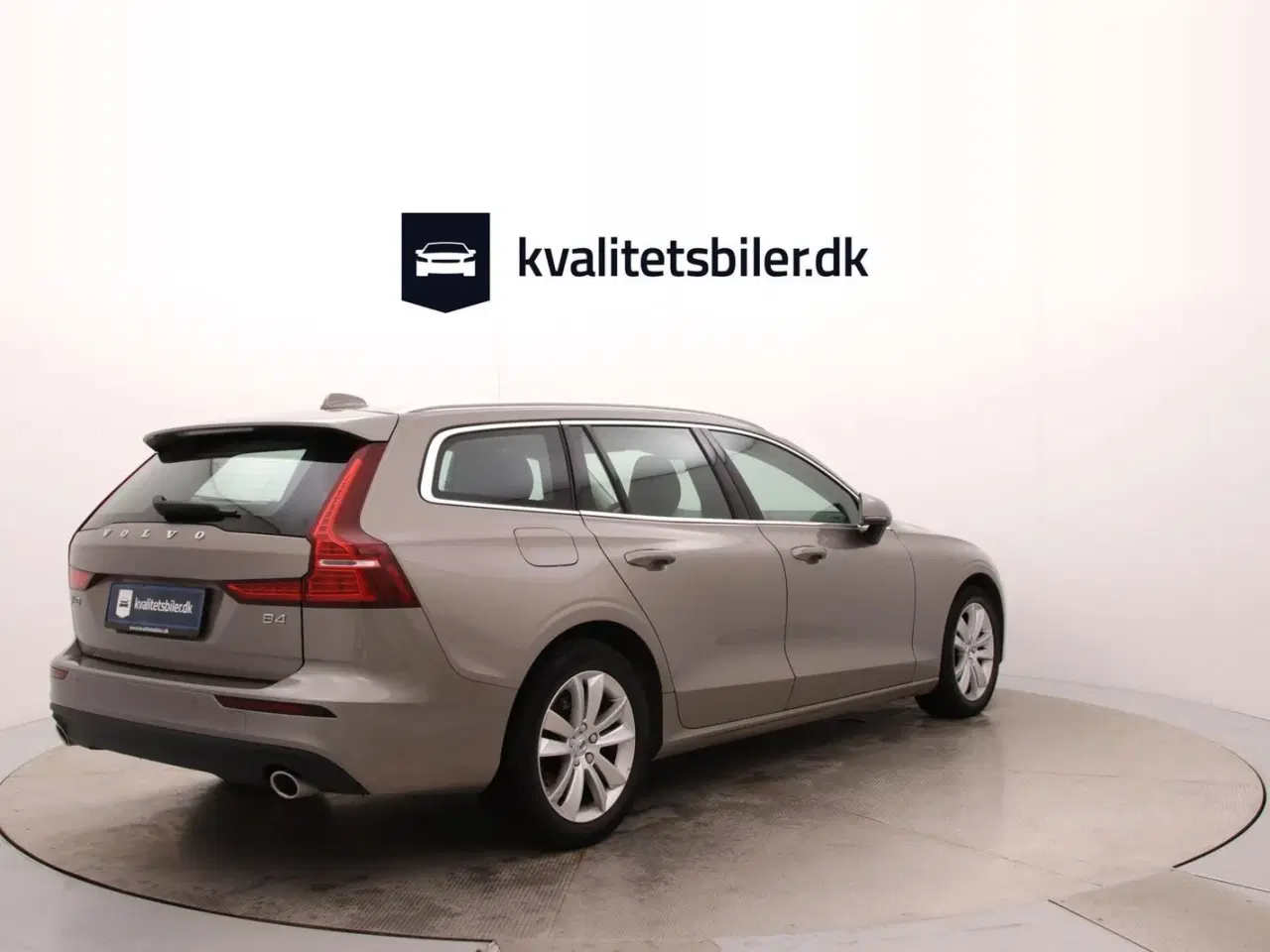 Billede 4 - Volvo V60 2,0 B4 197 Momentum aut.