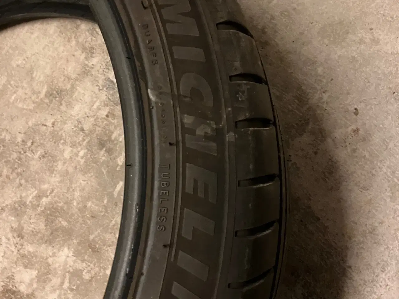 Billede 3 - Dæk 19" Michelin 255/40 R19