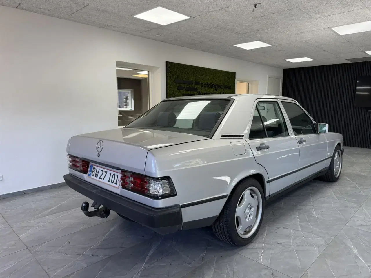Billede 4 - Mercedes-Benz 190 E 2,0 122HK Aut.