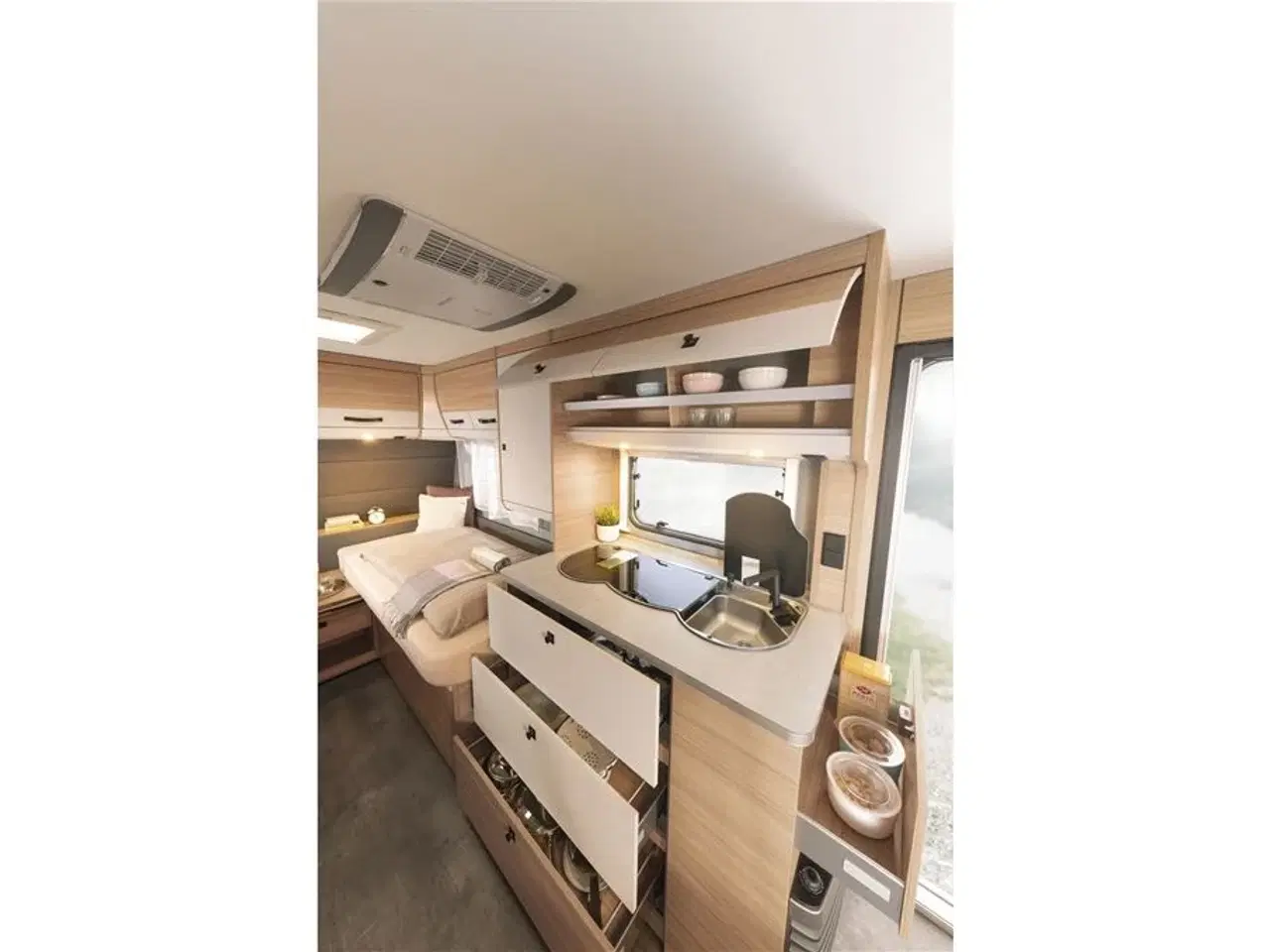 Billede 5 - 2026 - Dethleffs Camper 460 EL   Lækker Dethleffs med enkelsenge og sengeudvidelse fra Hinshøj Caravan A/S