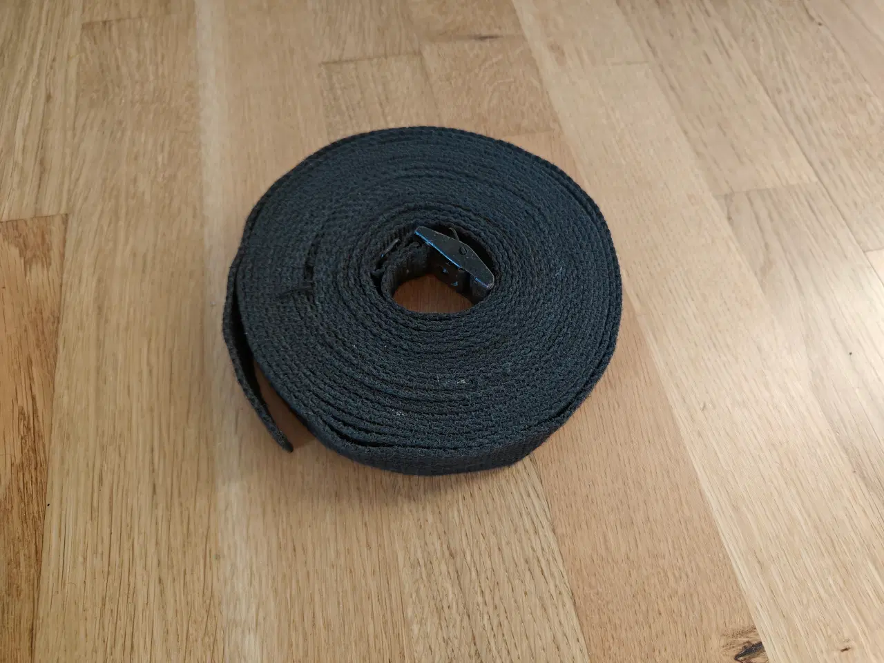 Billede 1 - 8m. sort sikringsstrop.