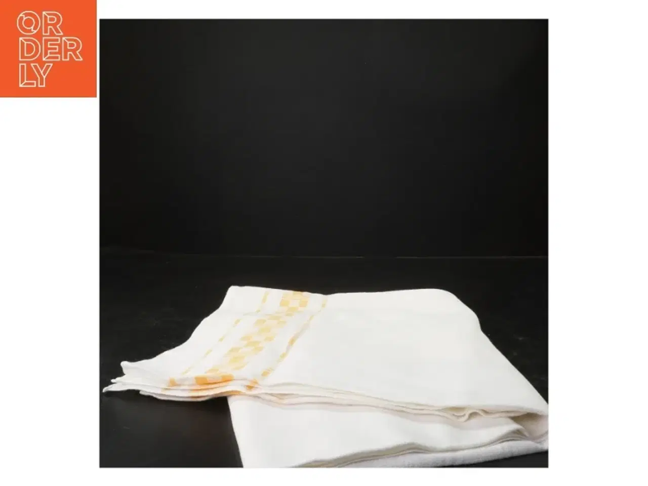 Billede 2 - Hvid og gul dug (str. 106x106 cm)