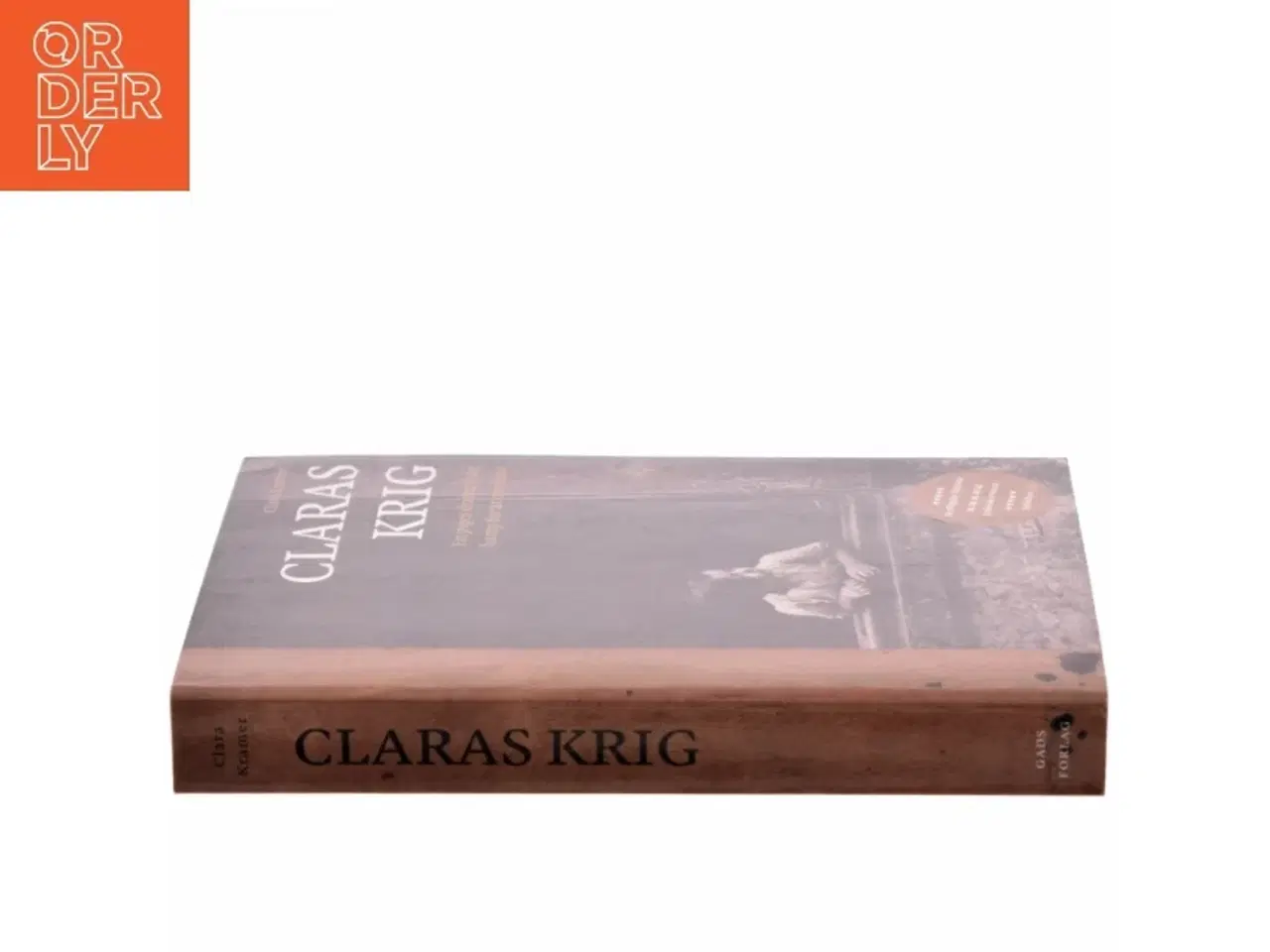 Billede 2 - Claras krig : en piges dramatiske kamp for at overleve af Clara Kramer (Bog)