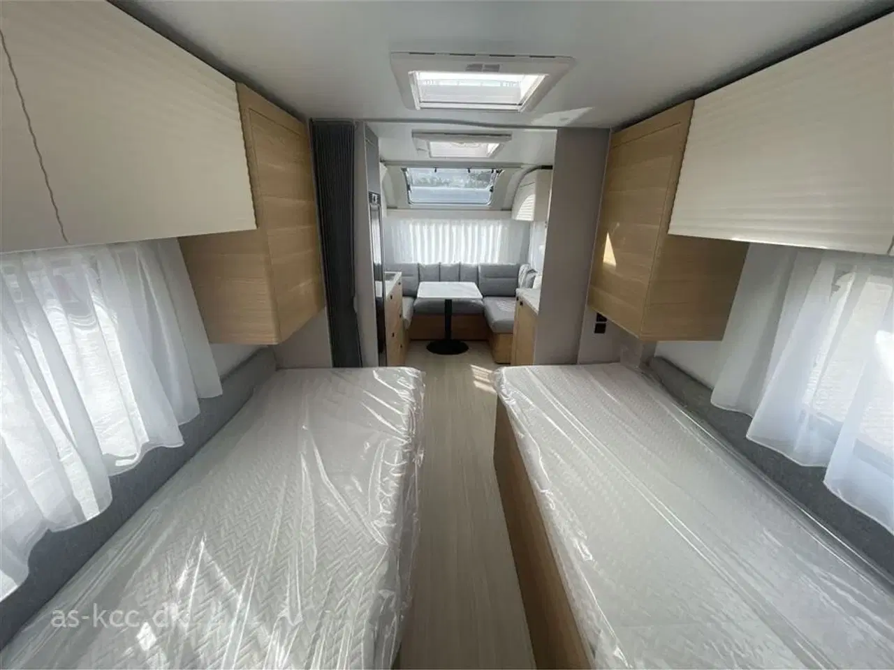 Billede 9 - 2026 - Adria Adora 572 UT   Adria Adora 572 UT Årg, 2026 4 sovepladser, 5 siddepladser