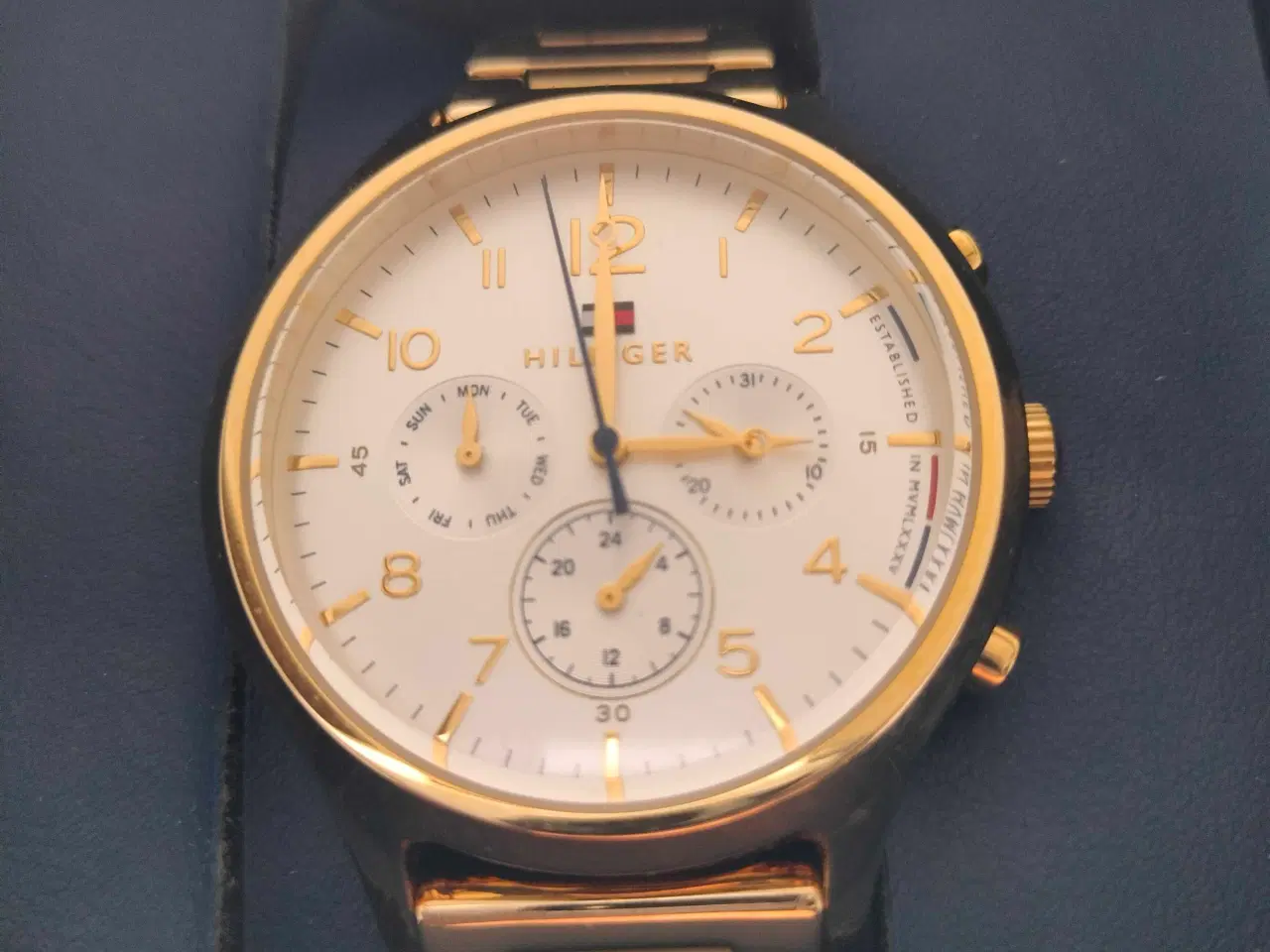 Billede 2 - Tommy Hilfiger dameur