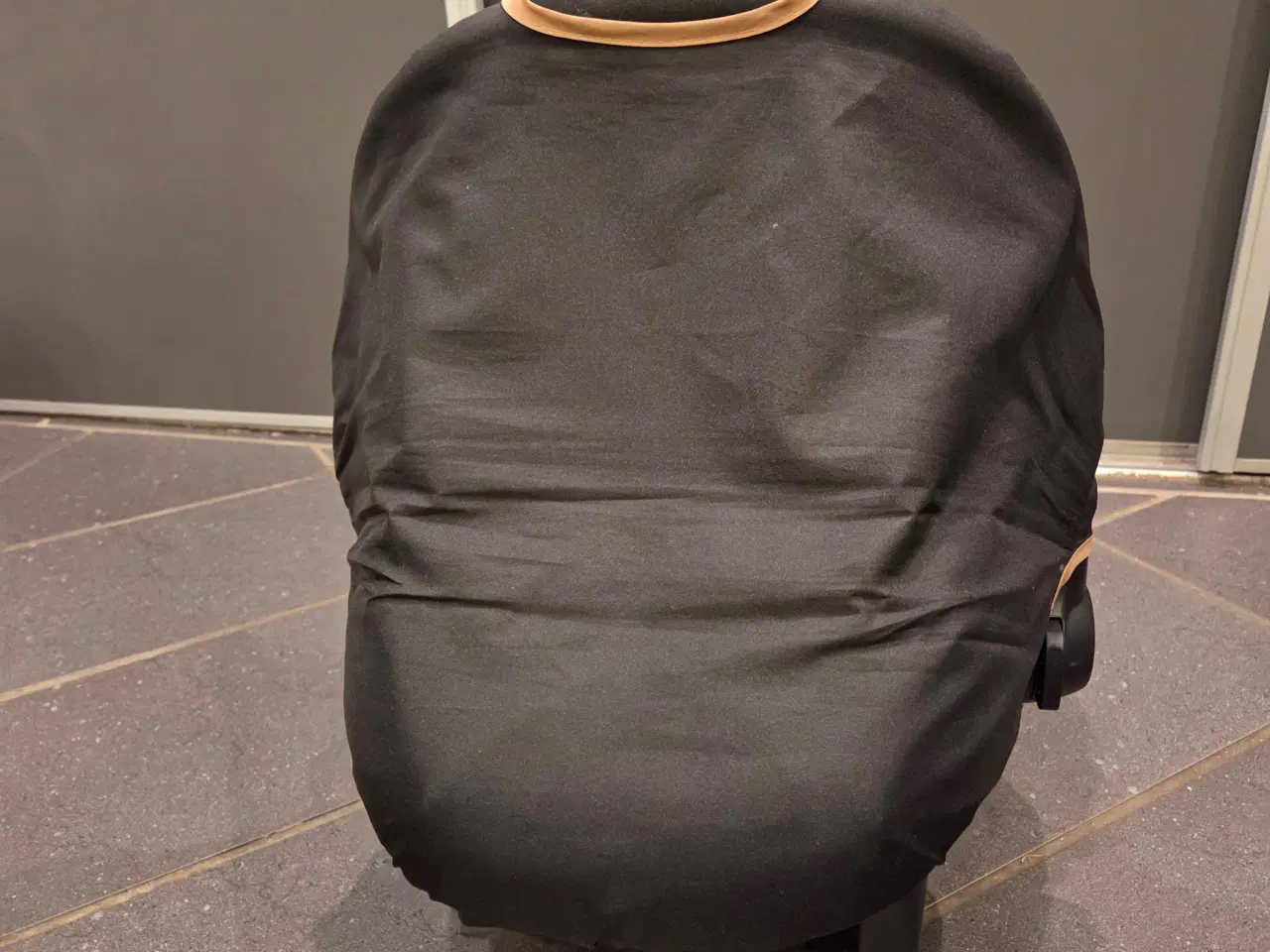 Billede 16 - Sælger mit Hauck Trio-sæt i sort med brune detalje