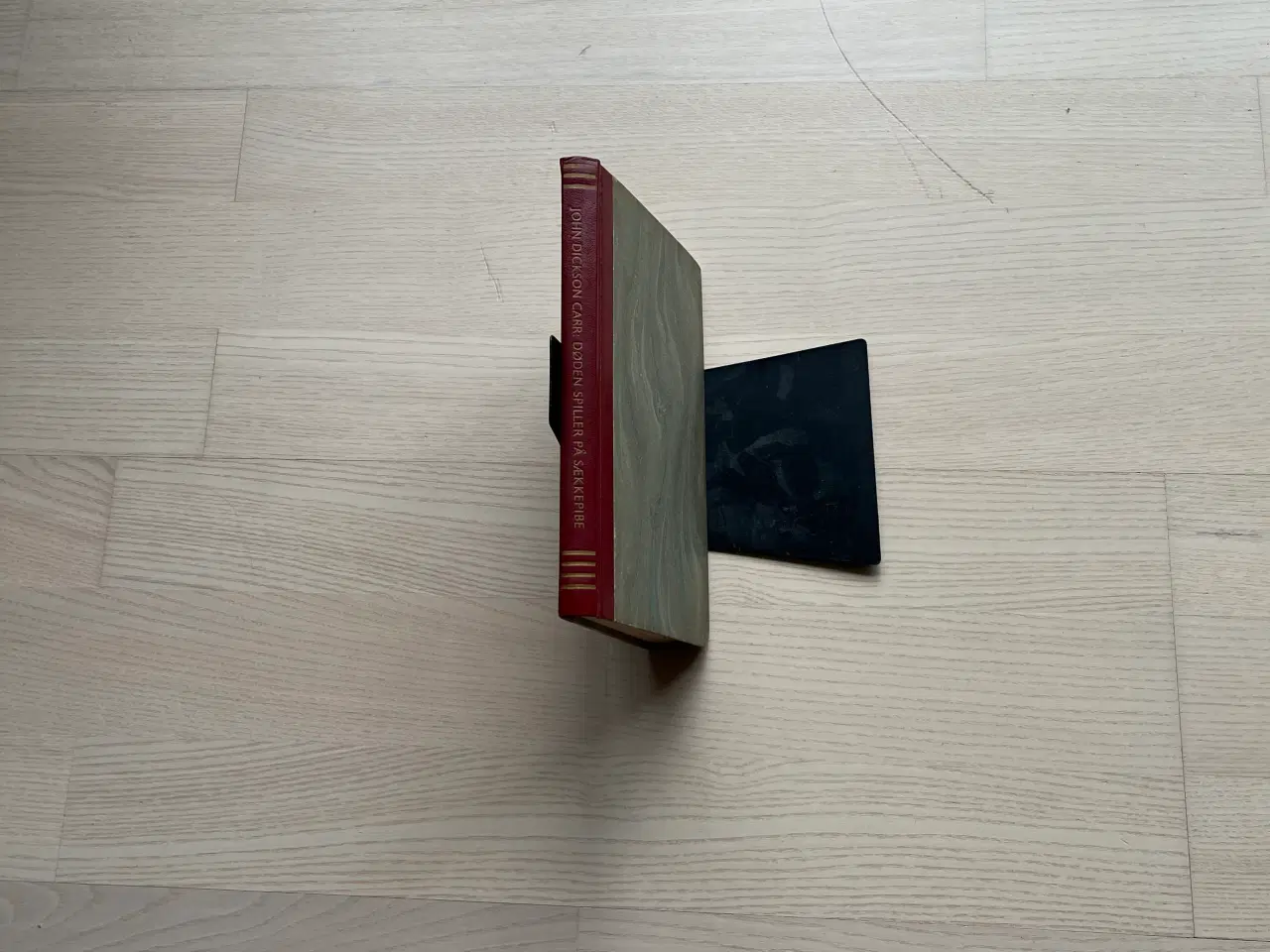 Billede 1 - Døden spiller på sækkepibe af John Dickson Carr