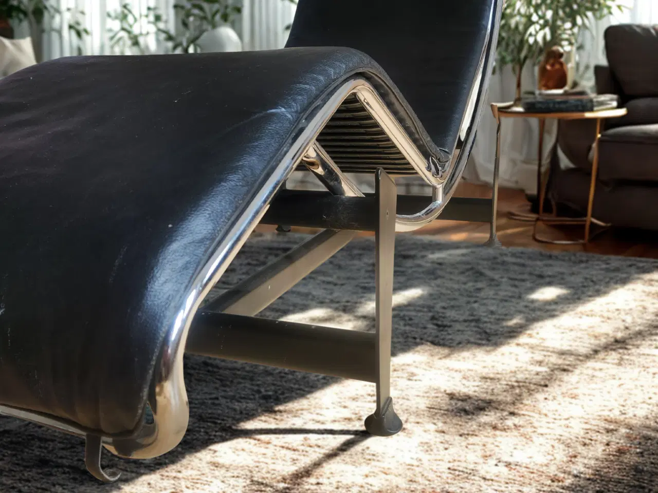 Billede 2 - Chaise Longue – Sort Læder & Stålramme