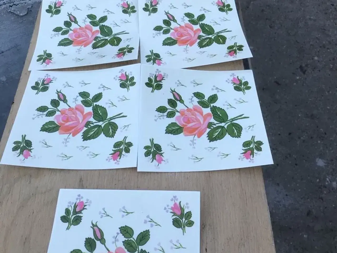 Billede 4 - 15x15 blomsterbilleder til at lime på 15x 15 flise