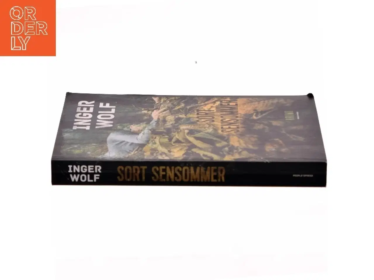 Billede 2 - Sort sensommer af Inger Wolf (Bog)