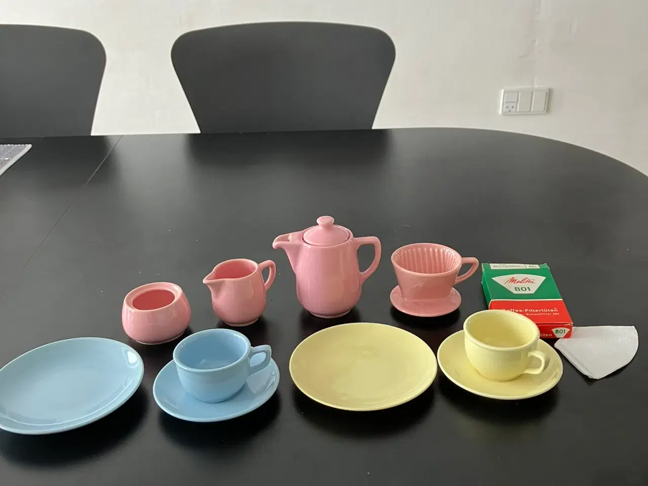 Billede 1 - Dukke kaffestel, mærket Melitta.