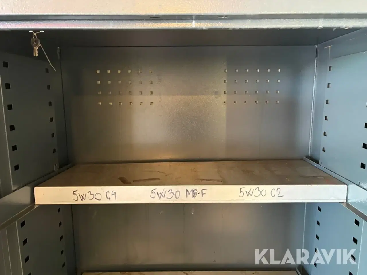 Billede 11 - Olieskab Kent sikkerhedsgodkendt med 3 hylder og spildbakke