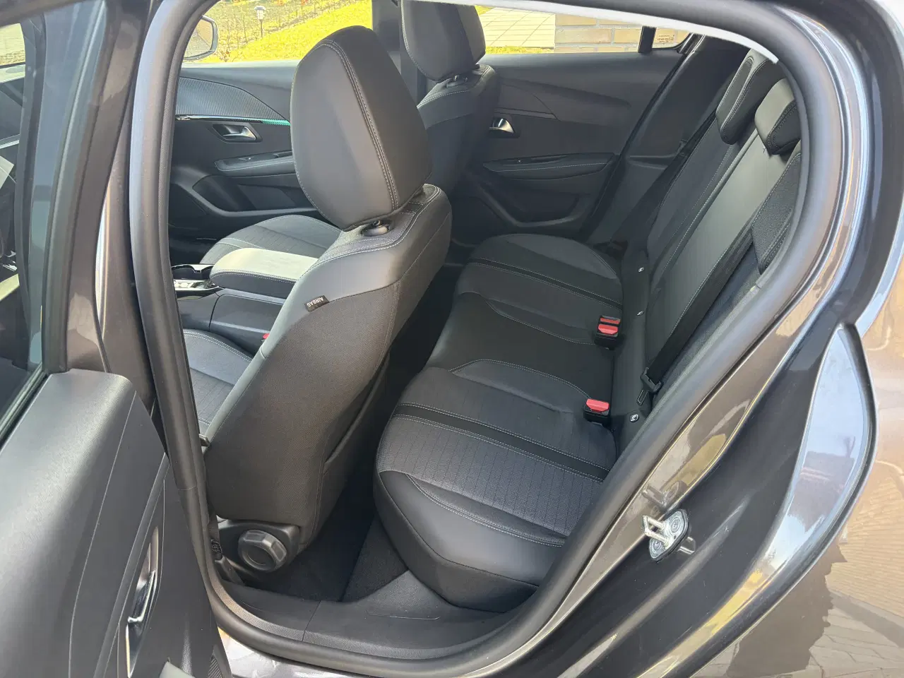 Billede 10 - Peugeot 208 1,2 puretech allure 100hk