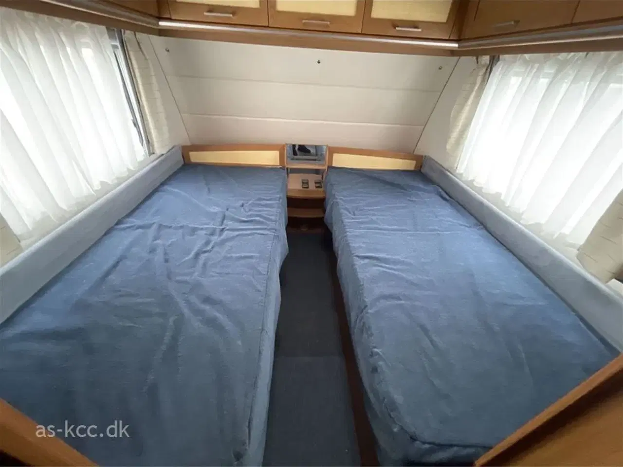 Billede 8 - 2010 - Knaus Azur 580 EU   Knaus Azur årg 2010 4 sovepladser 5 siddepladser, Isabella Commodore 2010.