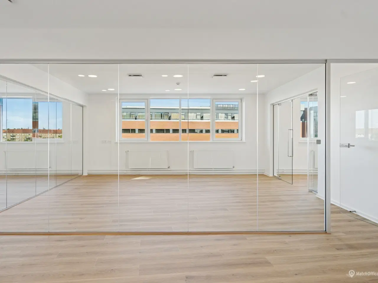 Billede 3 - Alt er istandsat. så du kan flytte hurtigt ind, hvis du ønsker det.