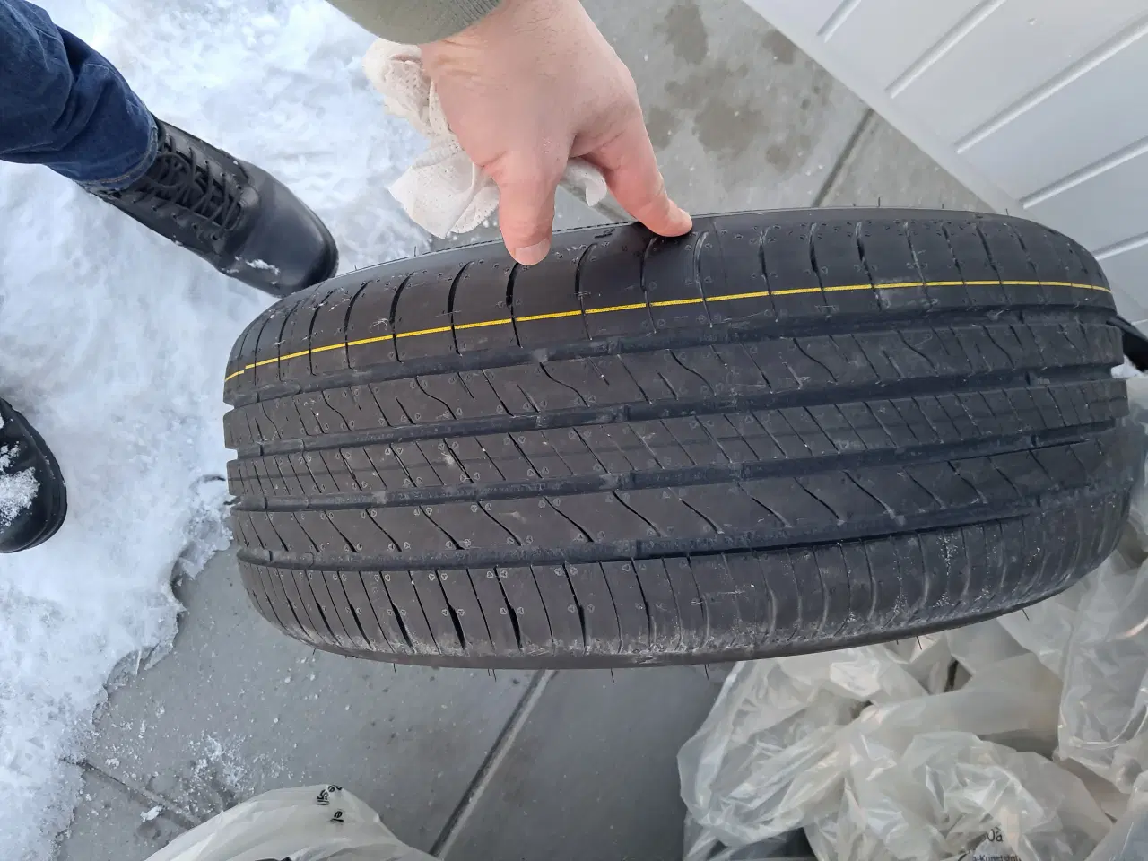 Billede 6 - Goodyear Efficientgrip Performance 2 205/50 R17 93