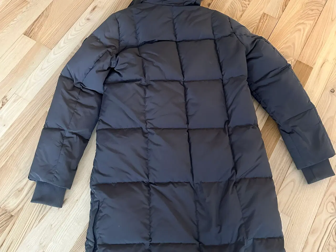 Billede 3 - Mos Mosh dun jakke str. S