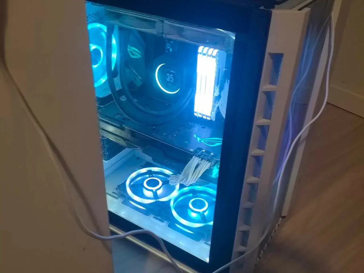 Billede 1 - God Gaming computer