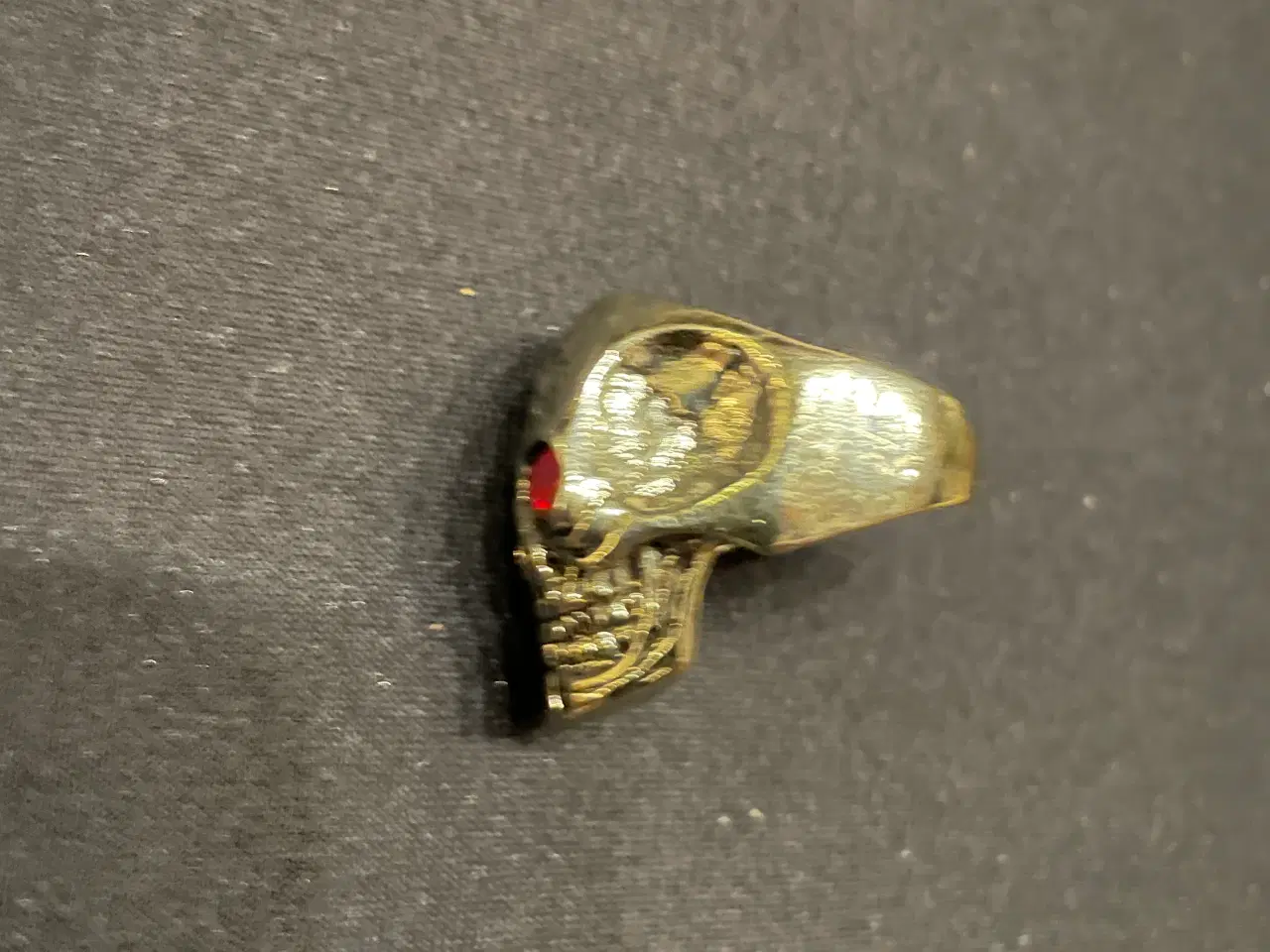 Billede 3 - Fingerring m. kranie