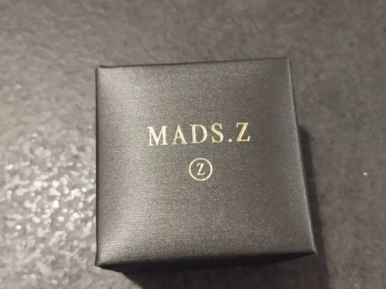Billede 1 - Mads.Z biggest balls øreringe 