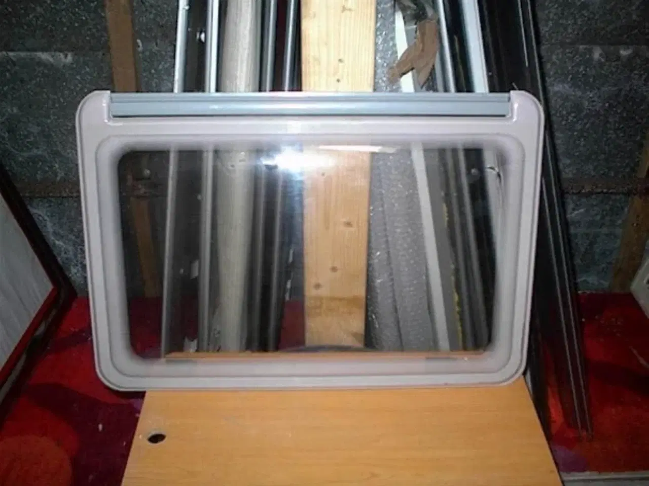 Billede 1 -   Side Rude Knaus