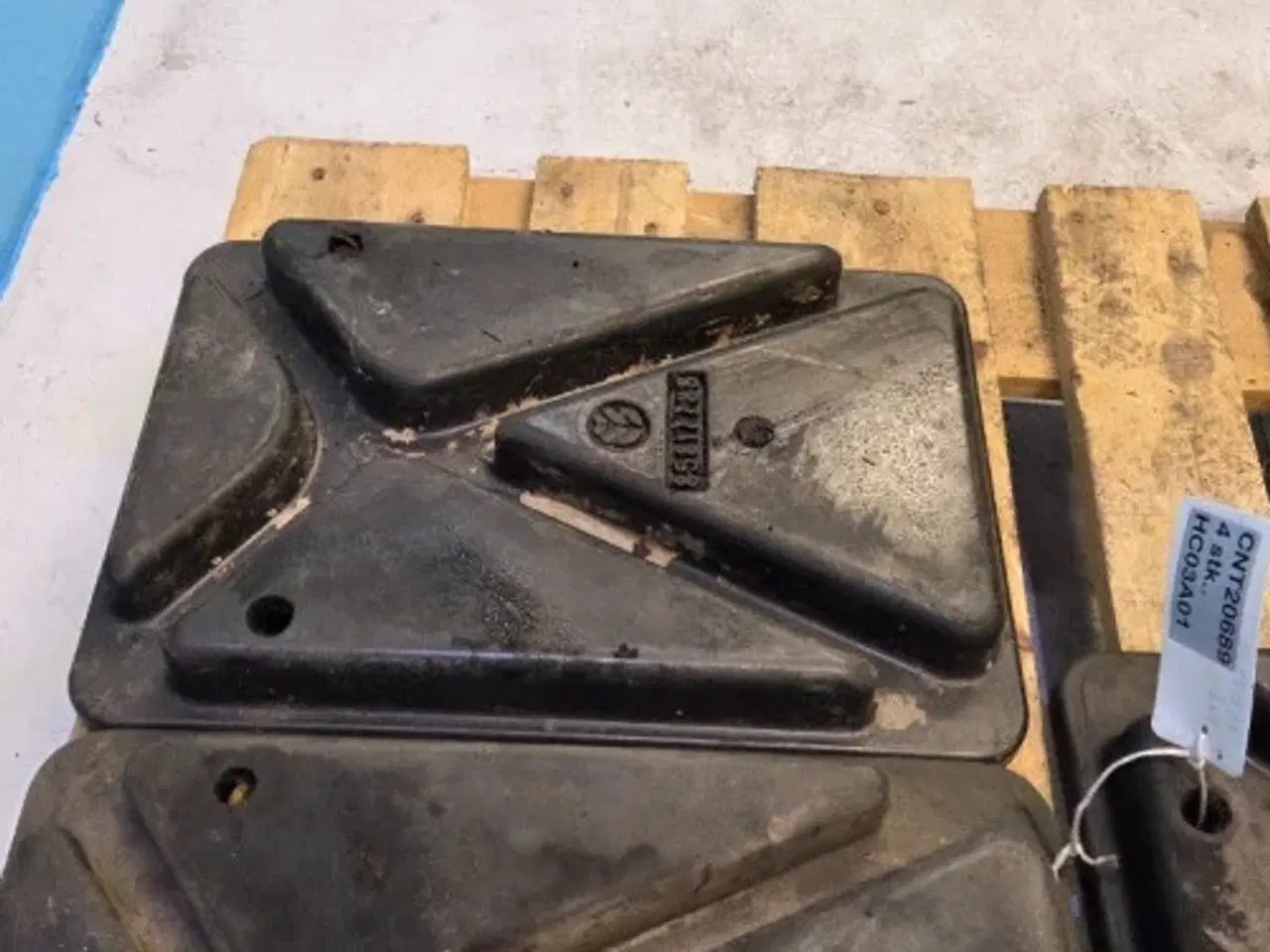 Billede 6 - New Holland B100B Gummiklods 85817788  4Stk