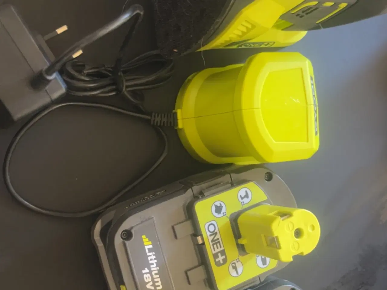 Billede 1 - Rystepudser inkl batterier 