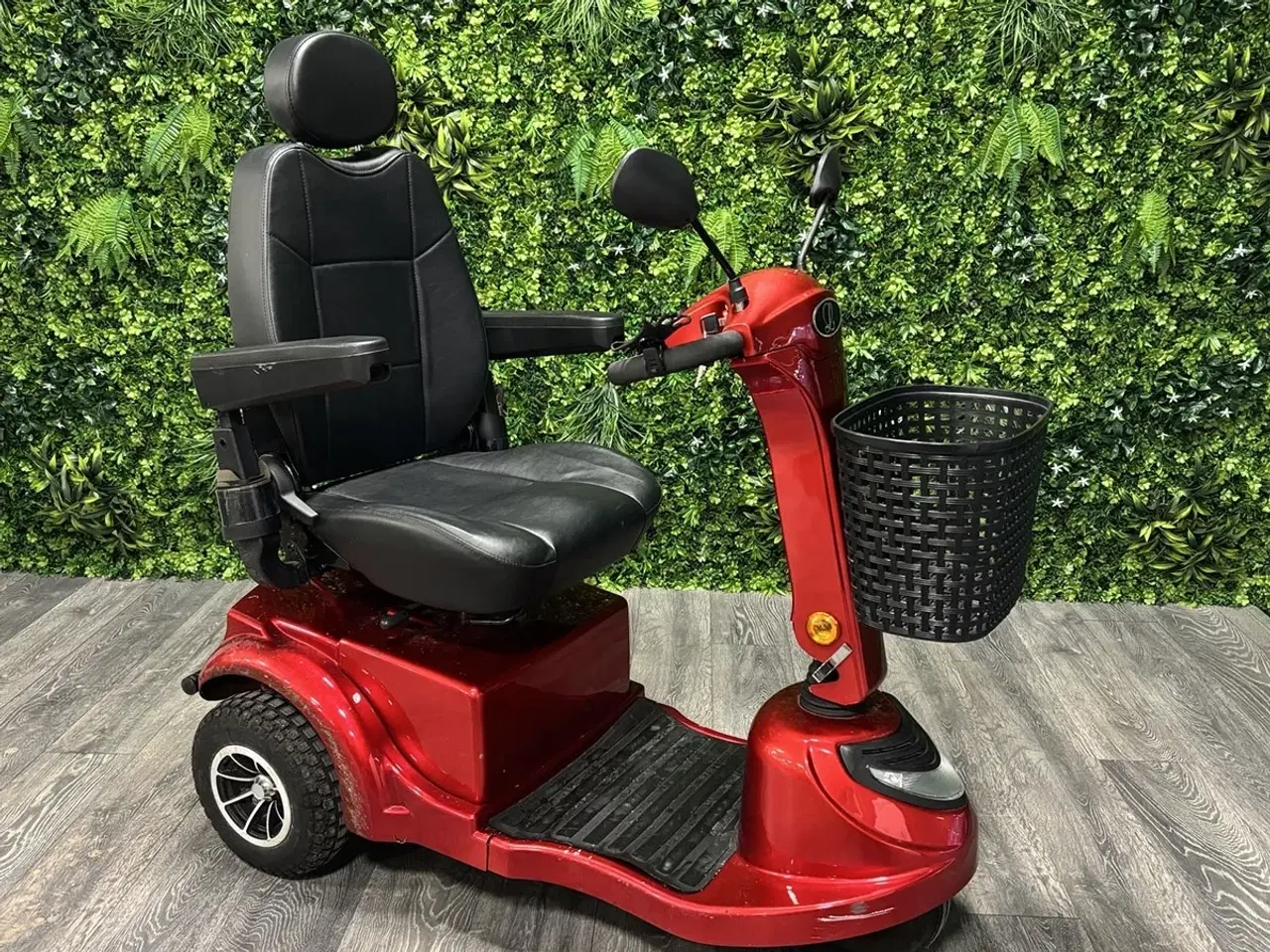 Billede 1 - LM-300 rød