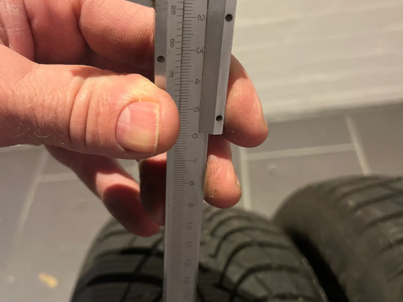 Billede 2 - Vinterdæk GoodYear Ultragrip 9 205/60 R16 92H