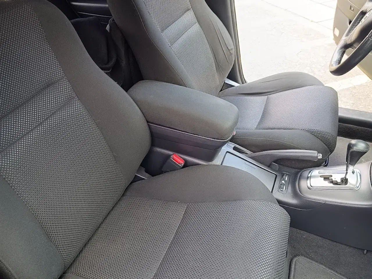 Billede 8 - Toyota Avensis 2,4 automatic T 25