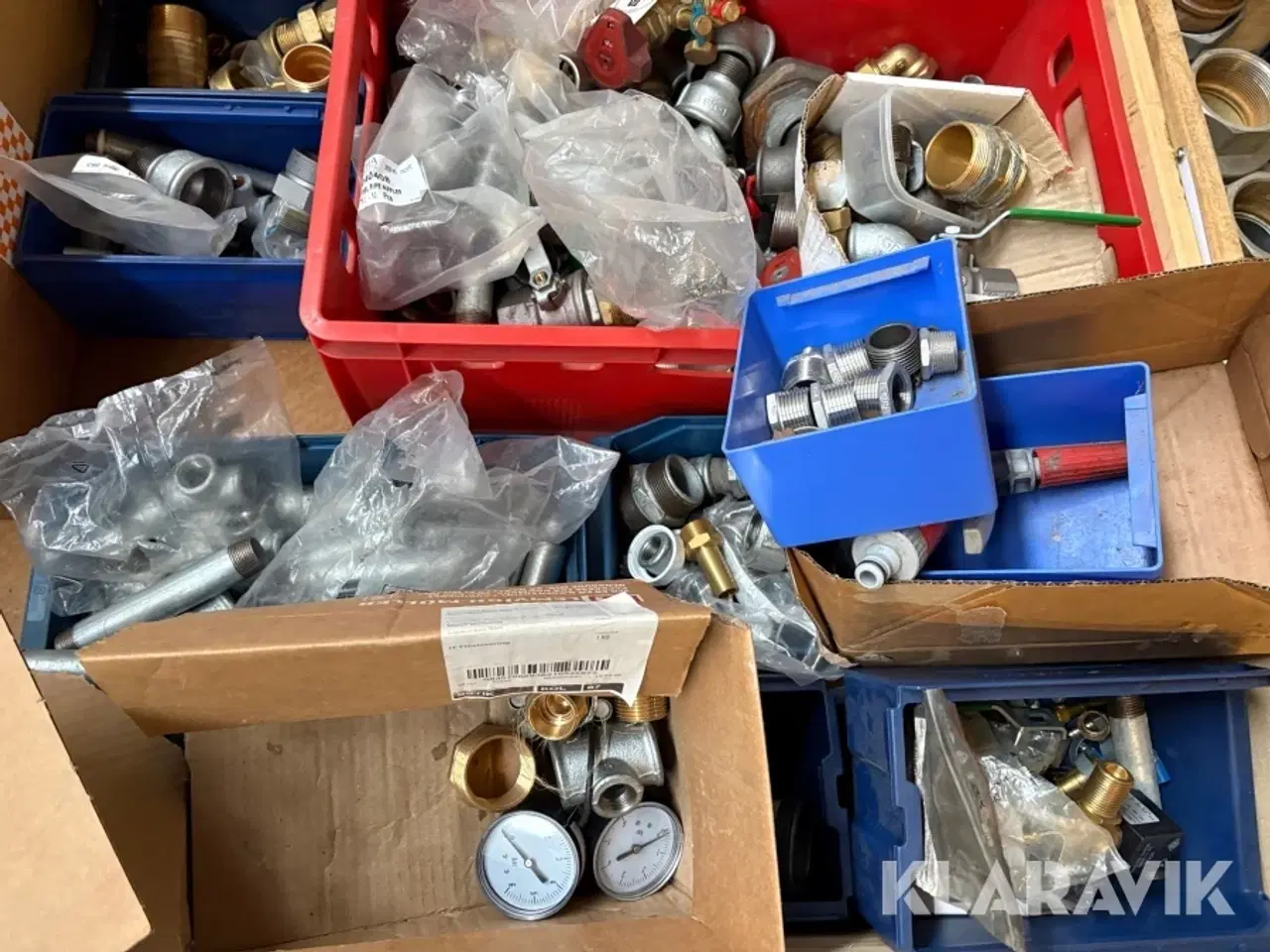 Billede 11 - Stort lot, vvs-komponenter - 9 paller