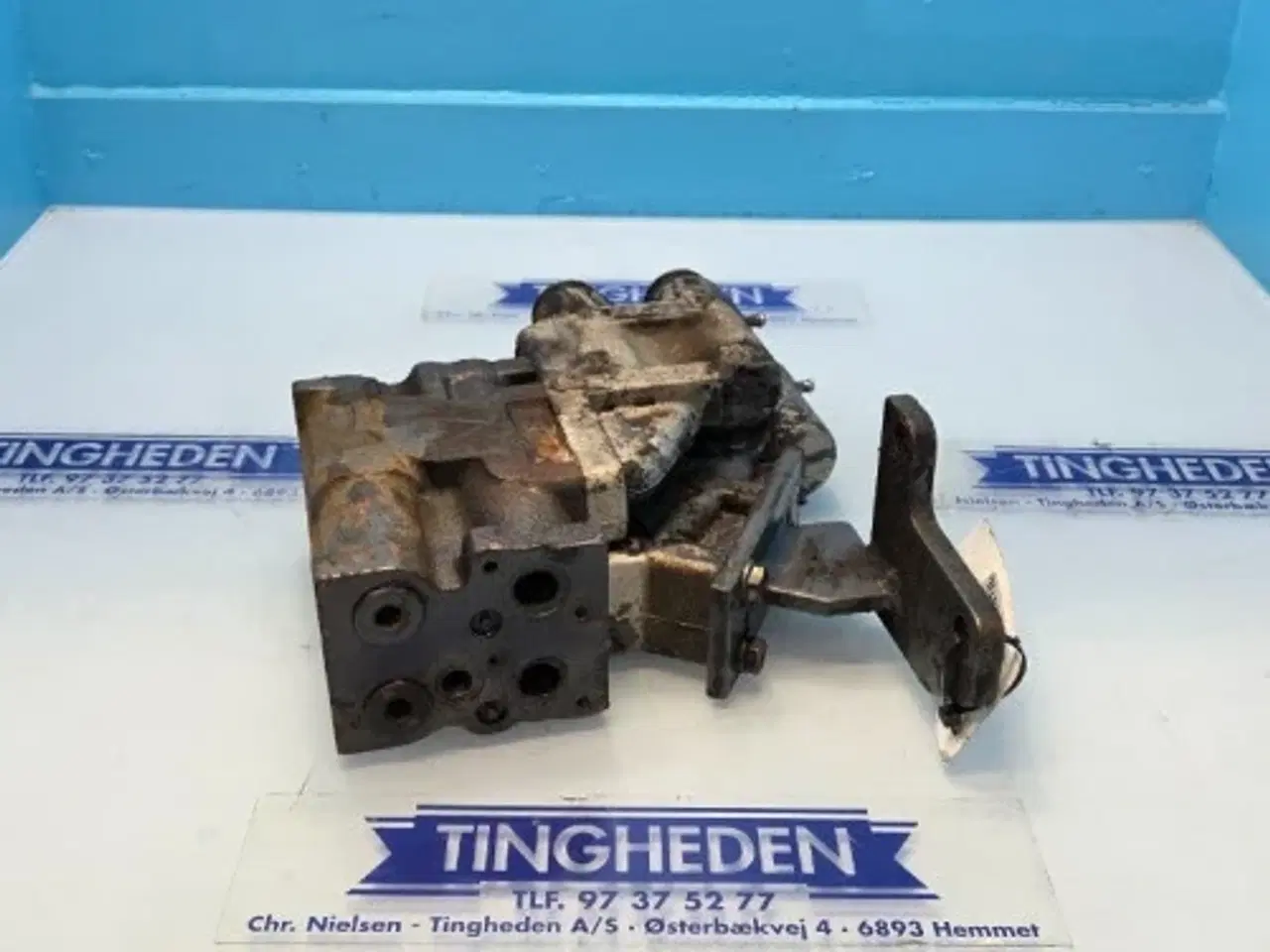 Billede 1 - Ford 8340 Styreventil 81864873