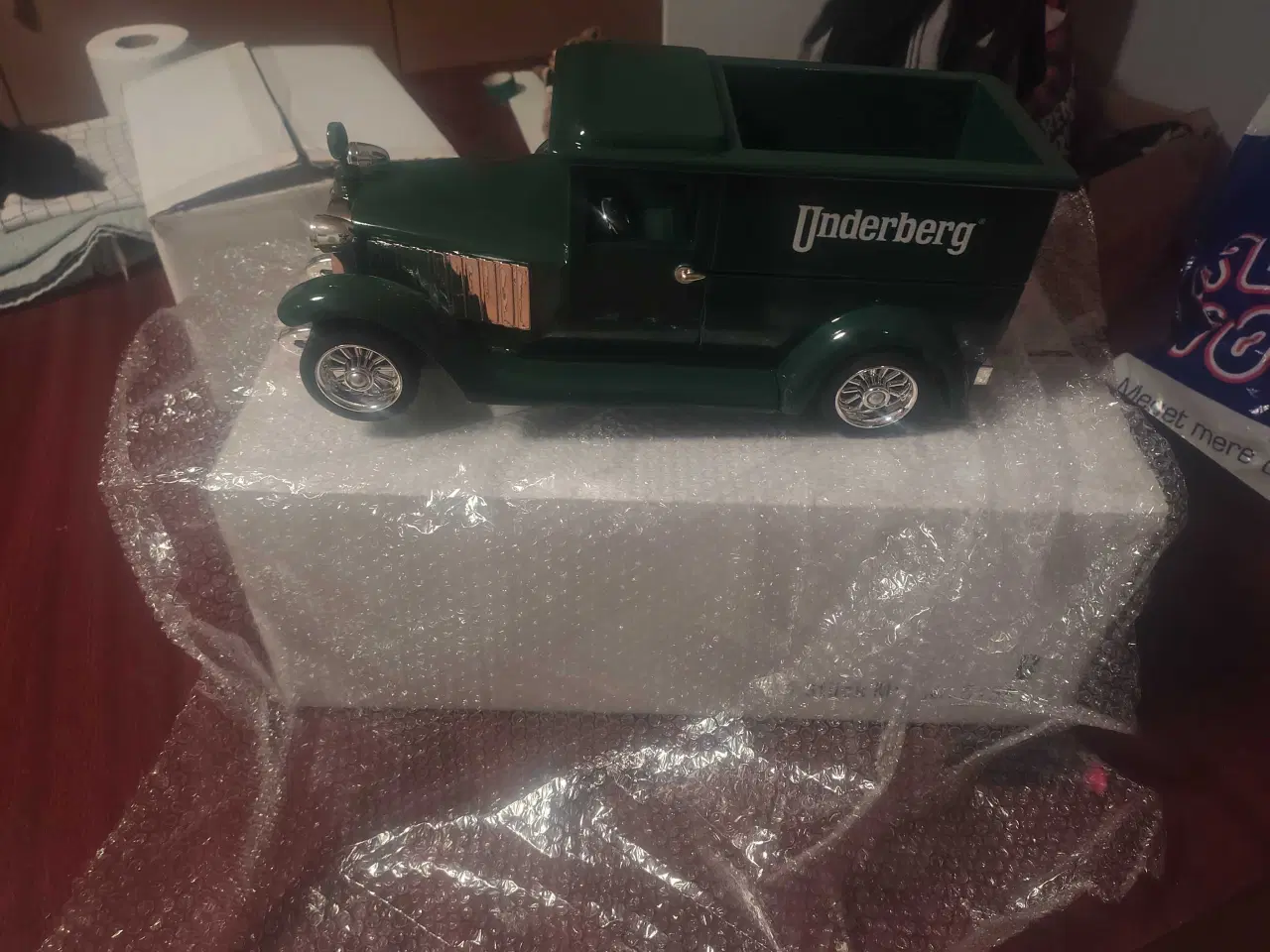 Billede 2 - Underberg herbal truck og trailer, helt ny